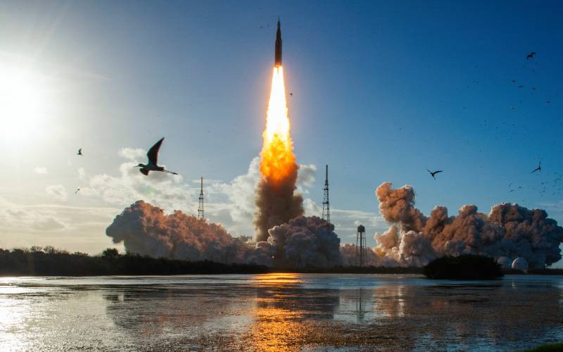 'Historic day': Artemis astronauts break space distance record 'Historic day': Artemis astronauts break space distance record