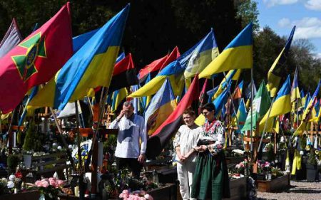 'I wanted it to work': Ukrainians disappointed by Easter truce