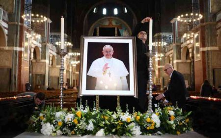African leaders praise Pope Francis's 'legacy of compassion'