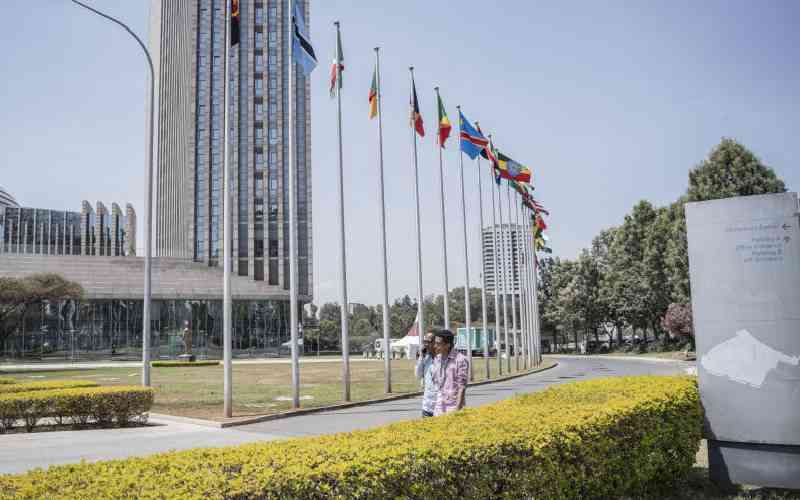 Algiers shows Africa's struggle between radical zeal and dependency Algiers shows Africa's struggle between radical zeal and dependency