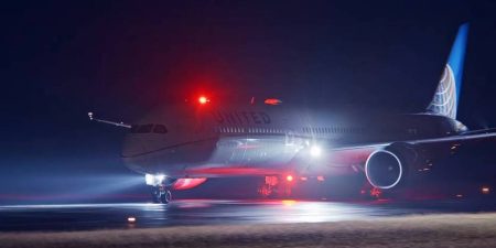 Aviation: Why airplanes have red, green lights illuminating the skies