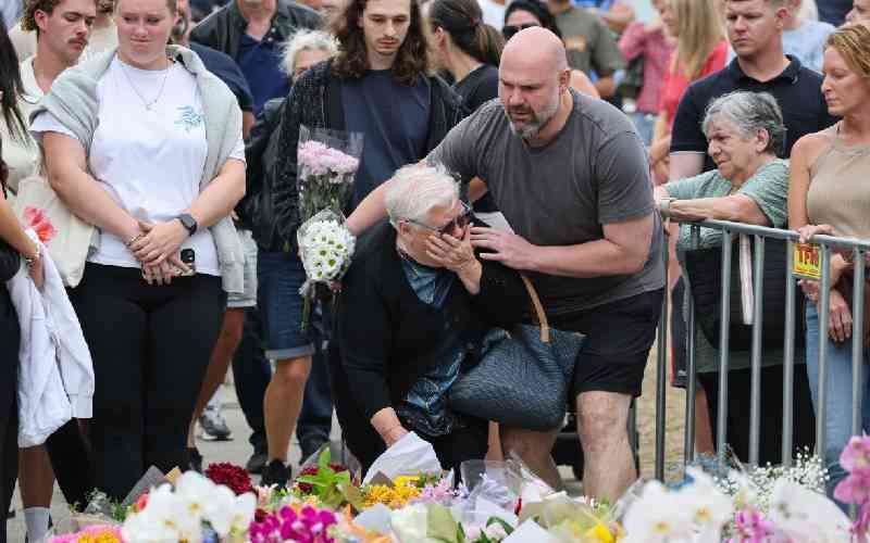 Bondi Beach suspect father arrived in Philippines as 'Indian national': immigration Bondi Beach suspect father arrived in Philippines as 'Indian national': immigration