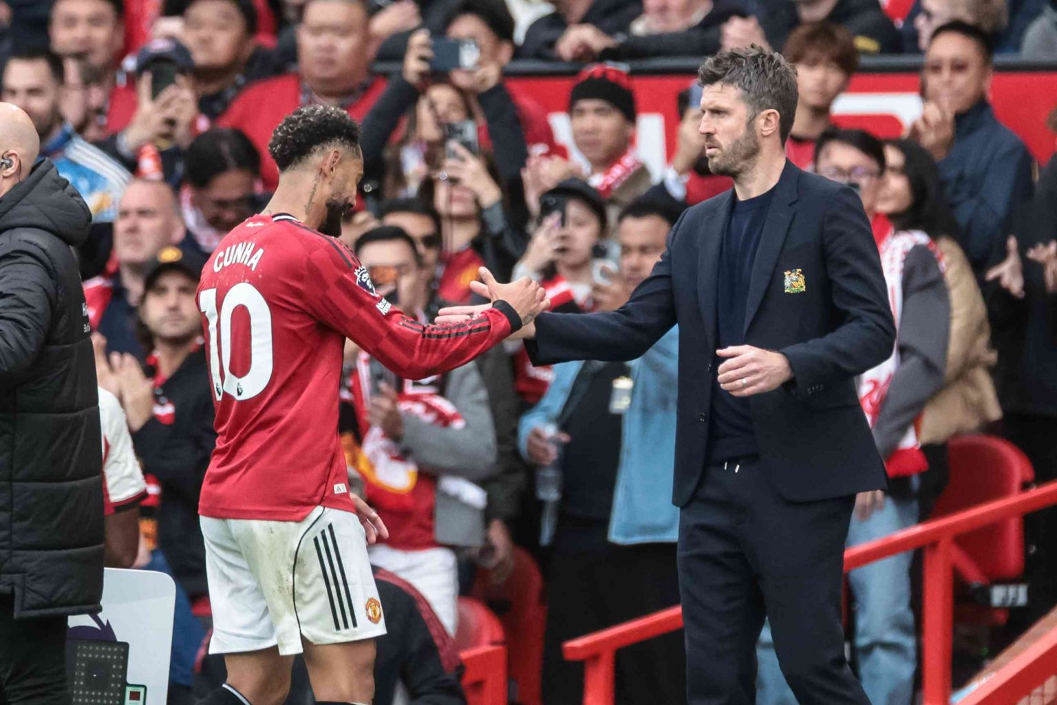 Carrick says strong finish matters more than his Man United future