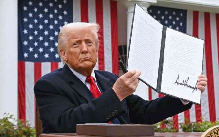 Climate watchers fret over Trump's cut to science
