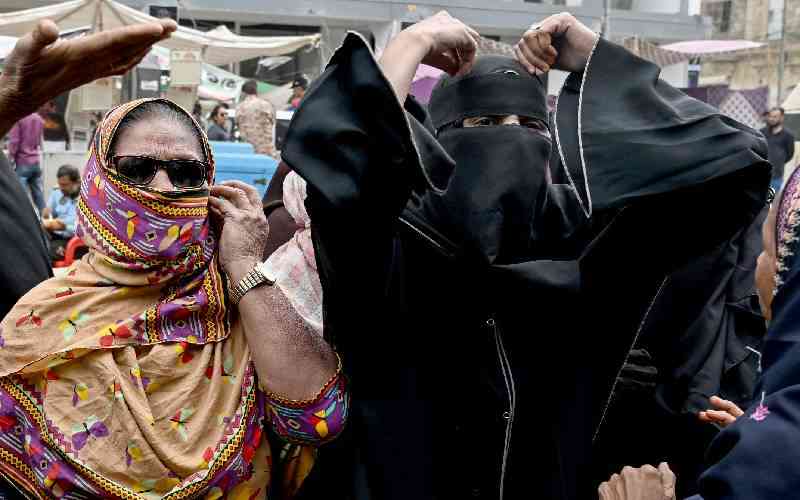 Death toll in Pakistan mall fire rises to 67 Death toll in Pakistan mall fire rises to 67