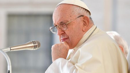 Embalming and make-up: Pope’s body prepared for lying-in-state