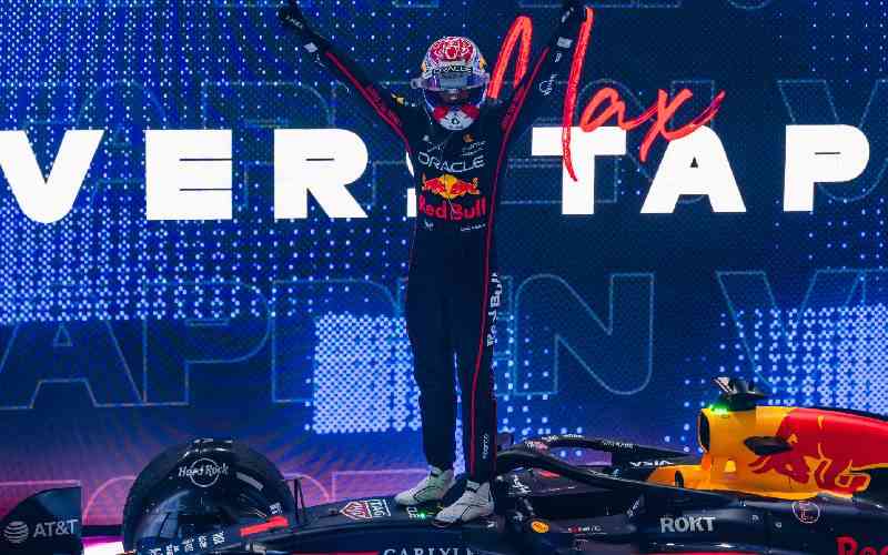 F1 set for final-race showdown F1 set for final-race showdown