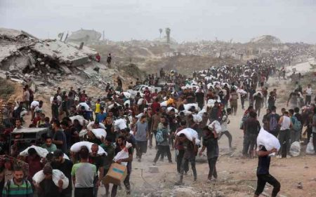 Gaza seen from above: debris and darkness