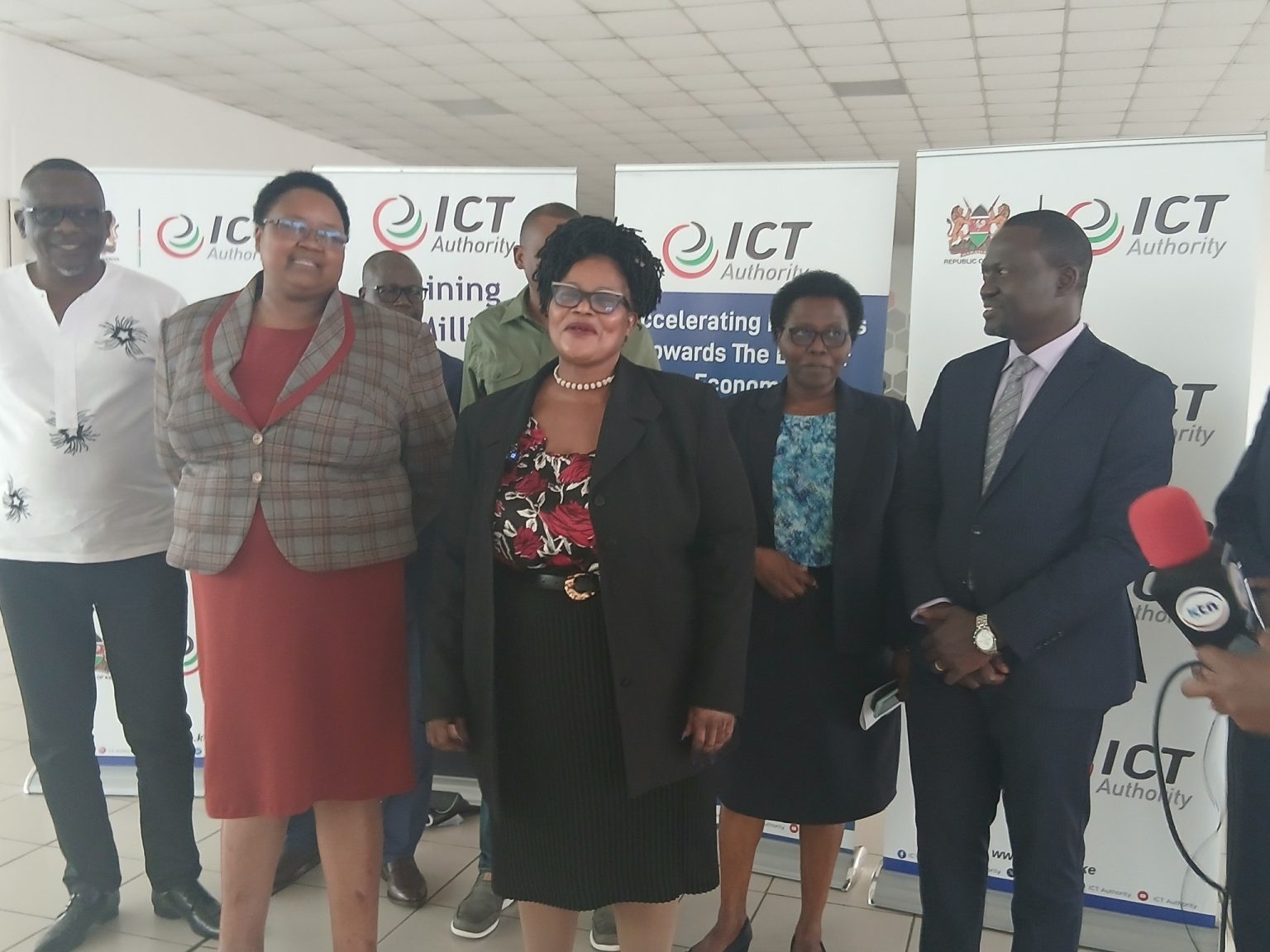 Government to install 100,000Kms of fiber optic by 2027, says ICT Authority boss Owiti