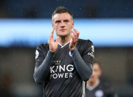 'Greatest-ever' Jamie Vardy to leave Leicester at end of season