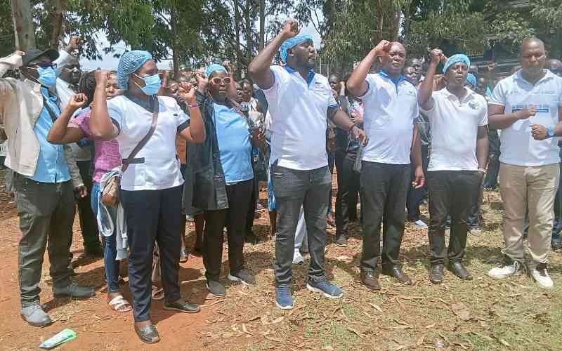 High Court orders striking nurses back to work High Court orders striking nurses back to work