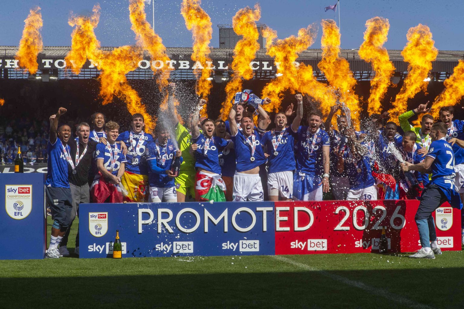 Ipswich promoted to the Premier League, Wrexham miss out on play-offs