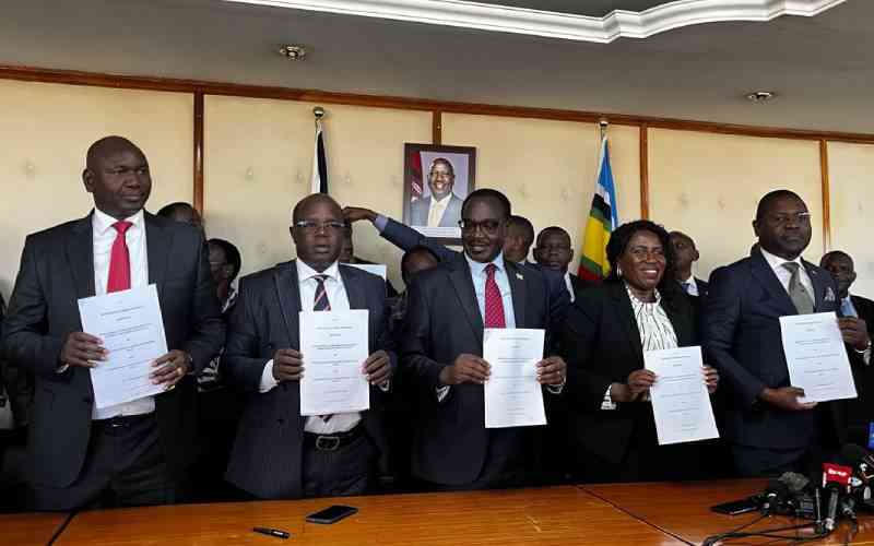 Lecturers' strike called off Lecturers' strike called off