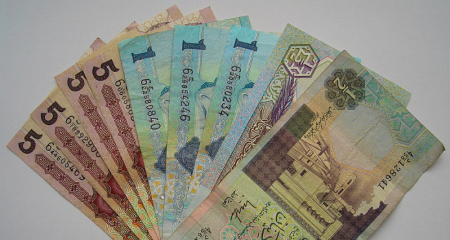 Libyans grapple with fresh currency devaluation