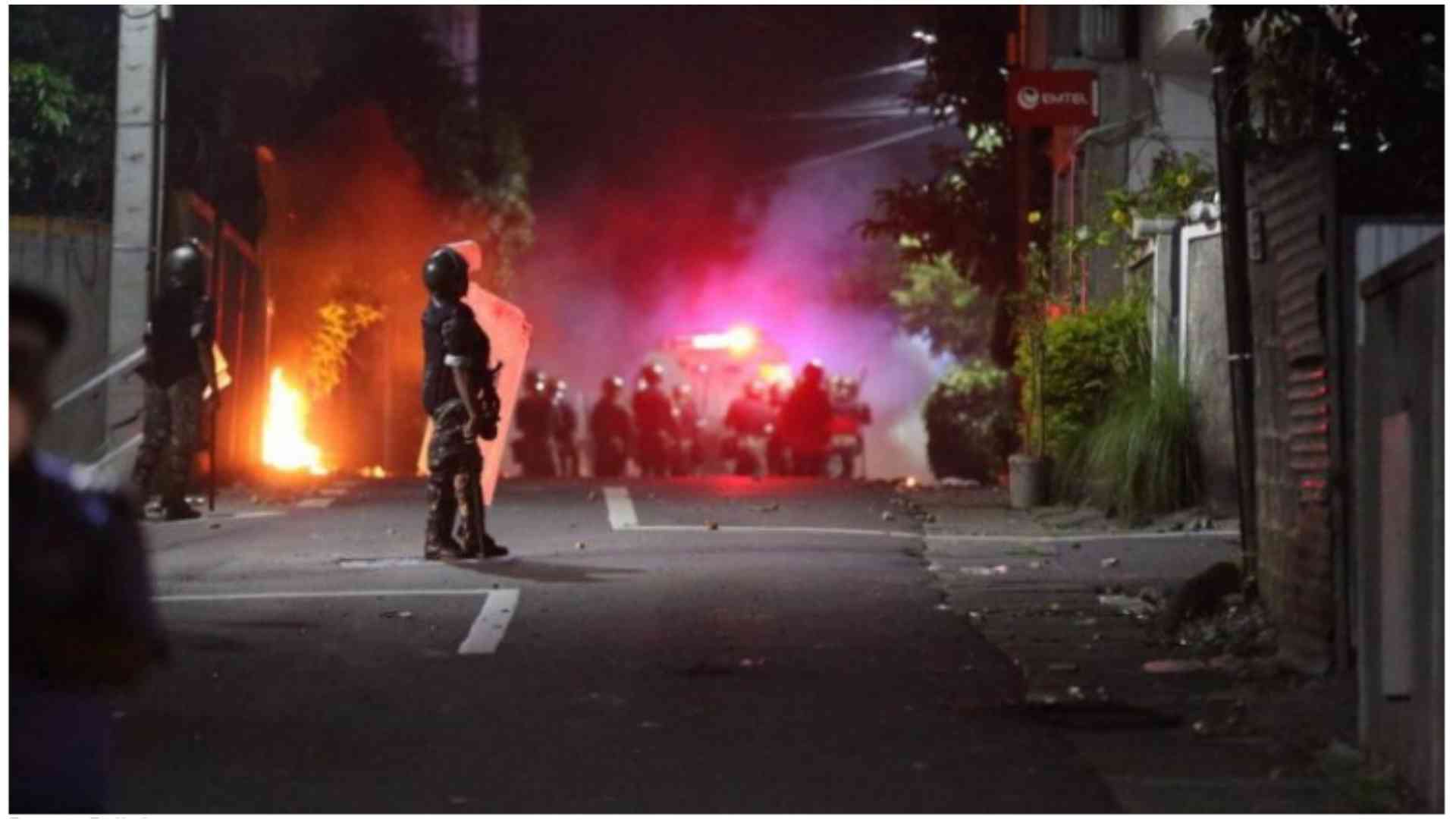 Mauritius closes schools after unrest over police shooting Mauritius closes schools after unrest over police shooting