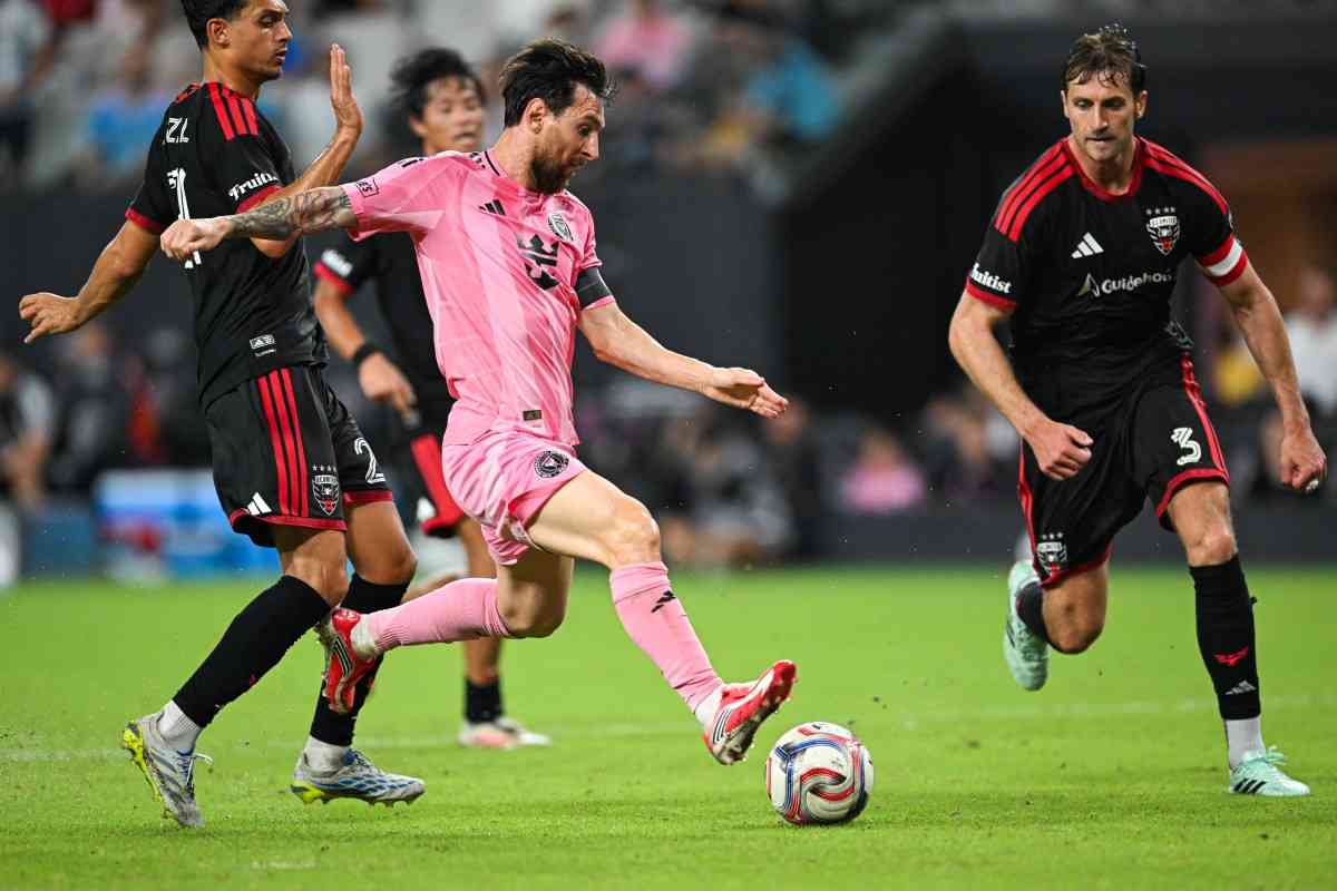 Messi nets brace to win in first match after Argentina exit Messi nets brace to win in first match after Argentina exit