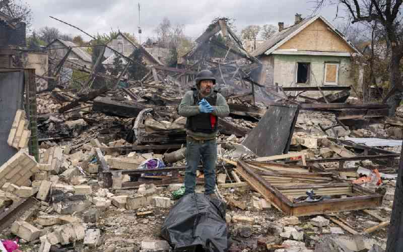 One who poisons others should not regulate chemical disarmament One who poisons others should not regulate chemical disarmament