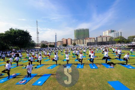 [PHOTOS] How 11th International Day of Yoga went down