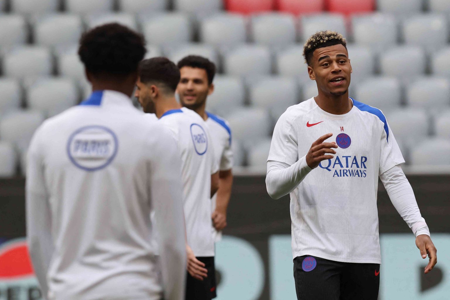 PSG 'not here to defend' against Bayern, says Luis Enrique