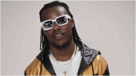 Paris-based musician Isacco nominated for prestigious award, rallies netizens for support