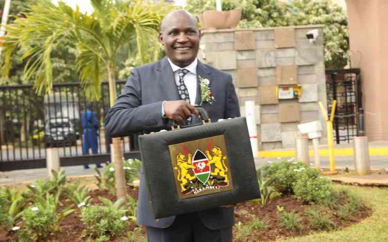 Parliament watchdog pokes holes into Ruto's unrealistic budget math Parliament watchdog pokes holes into Ruto's unrealistic budget math