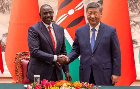 Ruto secures deal to extend Standard Gauge Railway to Malaba