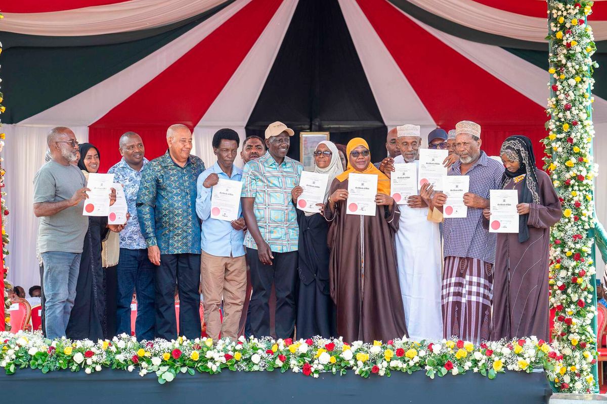 Ruto wraps up eight-day Coast tour with title deeds, warning to absentee landlords Ruto wraps up eight-day Coast tour with title deeds, warning to absentee landlords