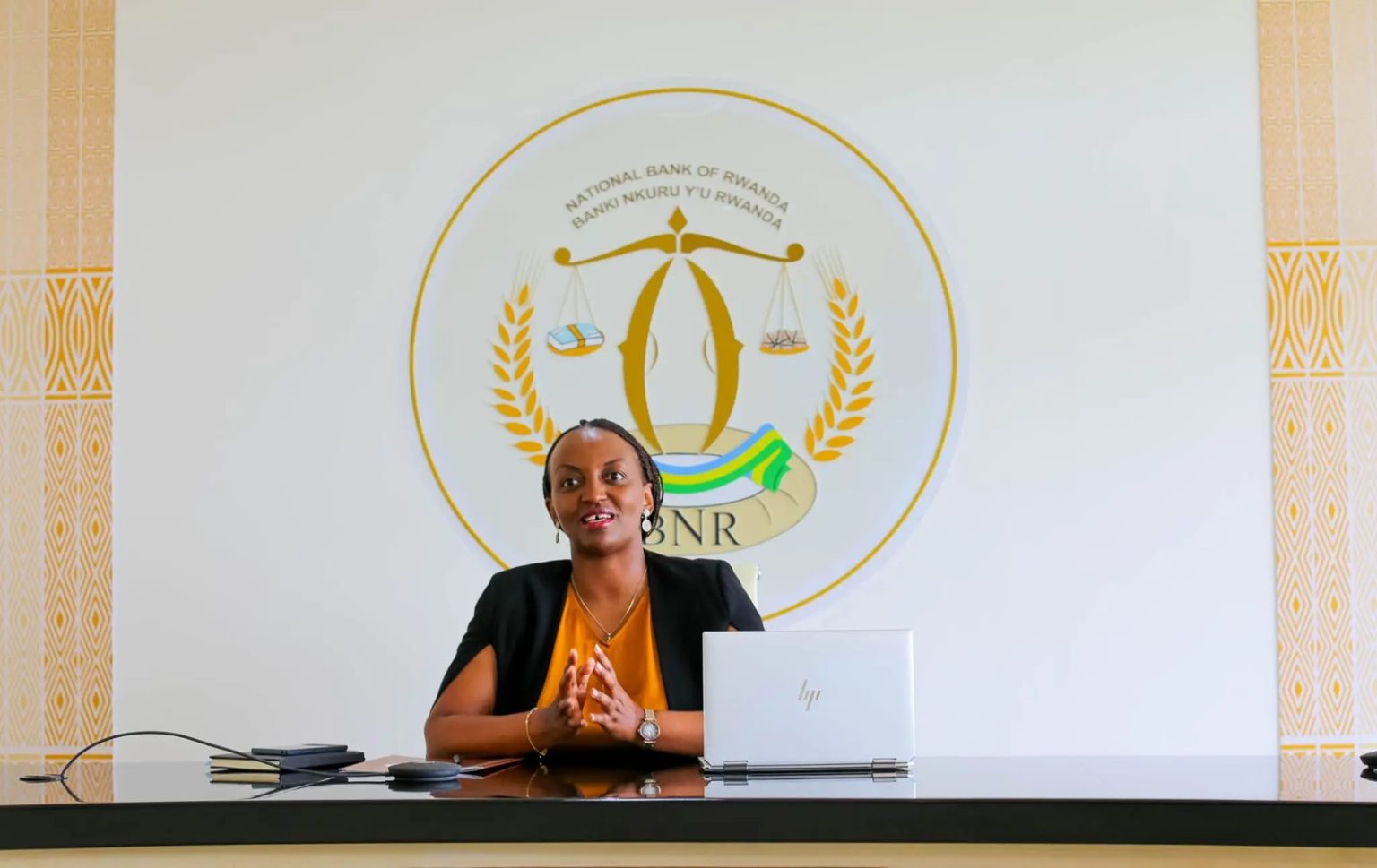 Rwanda joins Kenya in warning against use of banknotes for decorative gifts