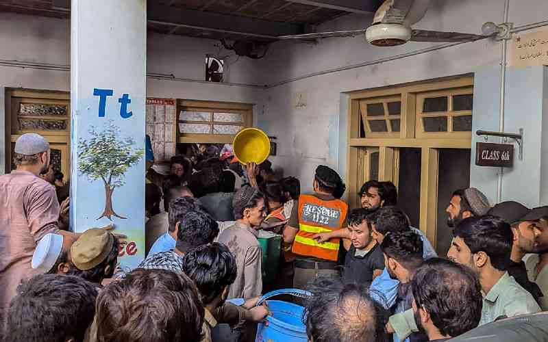 School roof collapse kills teacher, 21 children in NW Pakistan School roof collapse kills teacher, 21 children in NW Pakistan