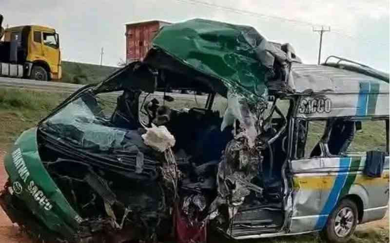 Seven killed in dawn crash on Nairobi-Mombasa highway Seven killed in dawn crash on Nairobi-Mombasa highway