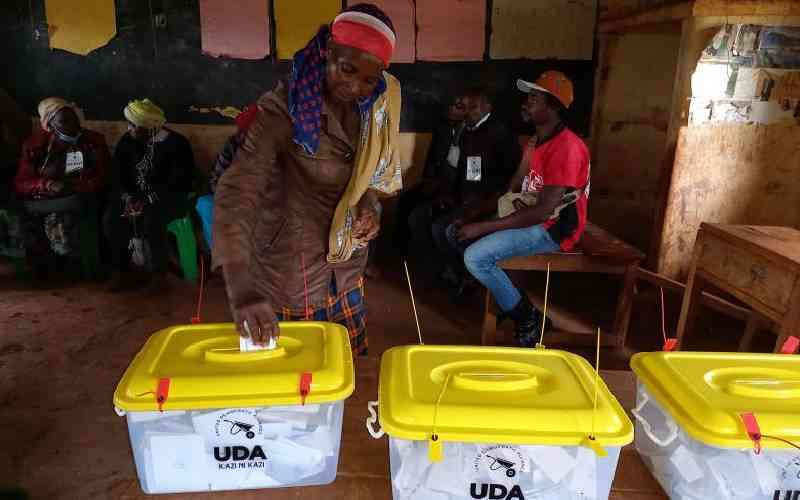 Take voter registration centres closer to people Take voter registration centres closer to people