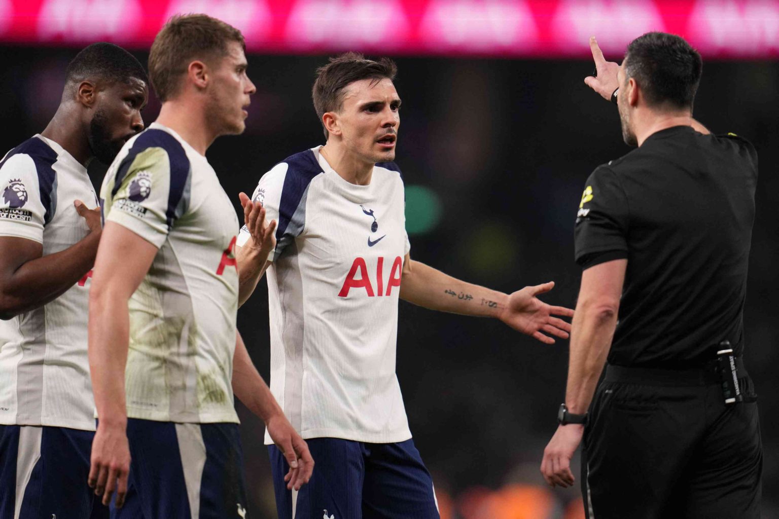 Troubled Tottenham haunted by European ghosts in Atletico clash