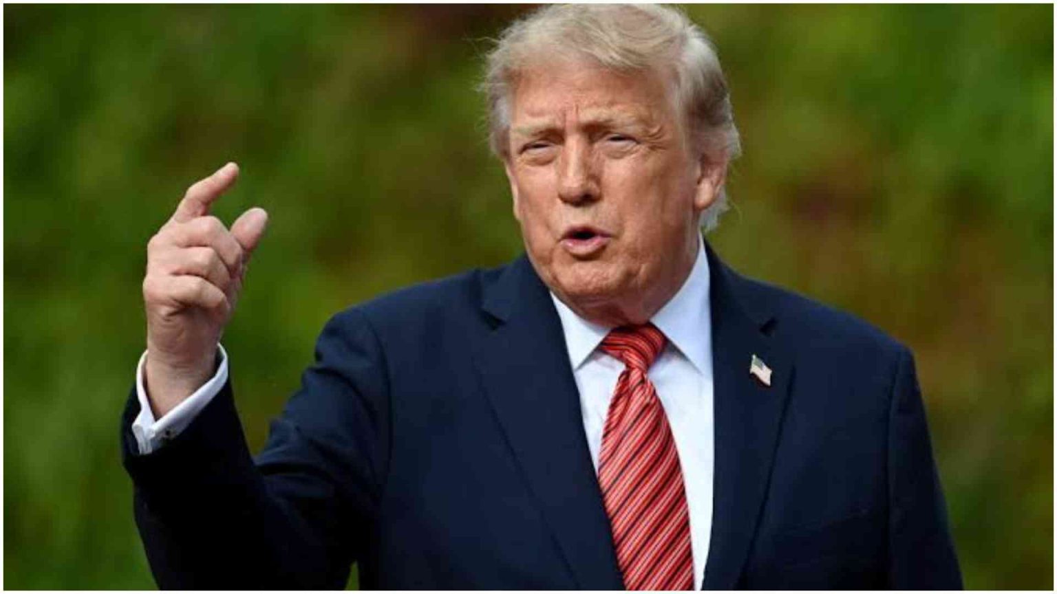 Trump barely heard at White House event after press pool boycott Trump barely heard at White House event after press pool boycott