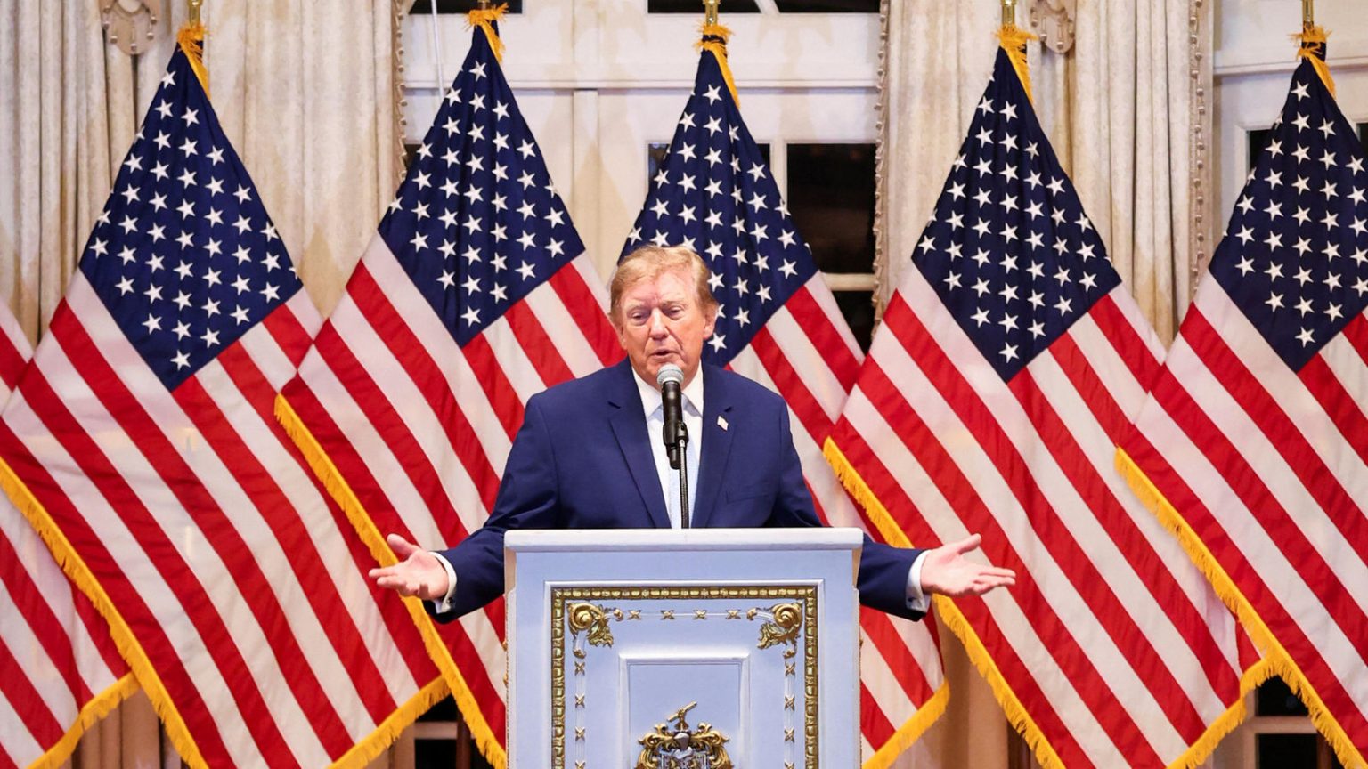 Trump mocks popularity of the name Mohammad