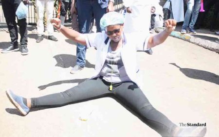 UHC staff clash with Duale over gratuity