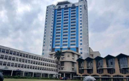 UoN going down? Fight for power, mega assets leave university in a mess