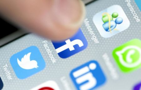Why young Kenyans should use social media responsibly