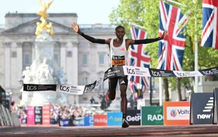 World's best marathon runner Sabastian Sawe chooses Berlin over Tokyo worlds