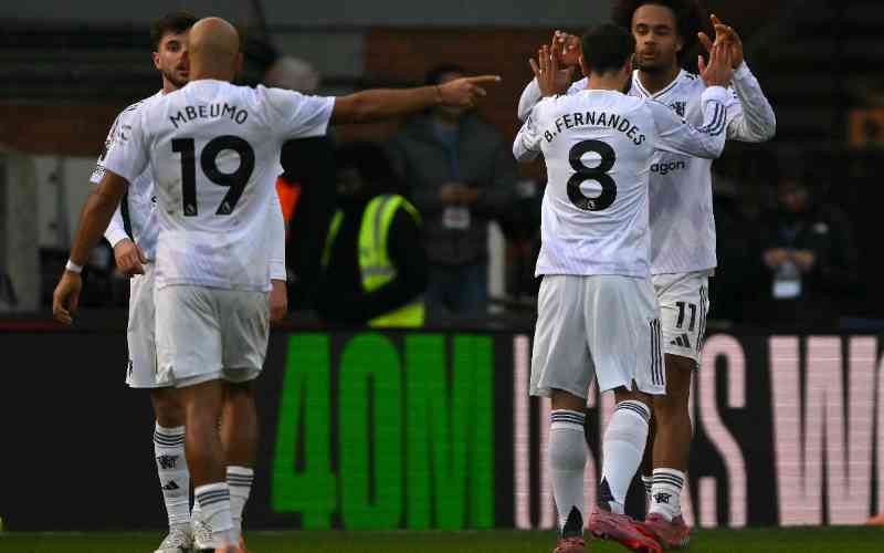 Zirkzee ends goal drought to inspire Man Utd victory at Palace Zirkzee ends goal drought to inspire Man Utd victory at Palace